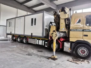 Vanjski izgled modularnog kontejnera ARK 901 — otvoren prostor od 21,6 m² bez unutrašnjih pregrada
